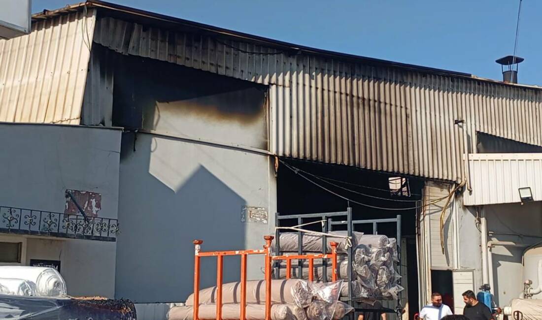 Bursa’da fabrikada yangın Bursa'nın Kestel ilçesindeki bir kumaş fabrikasında çıkan yangın, itfaiye ekiplerinin