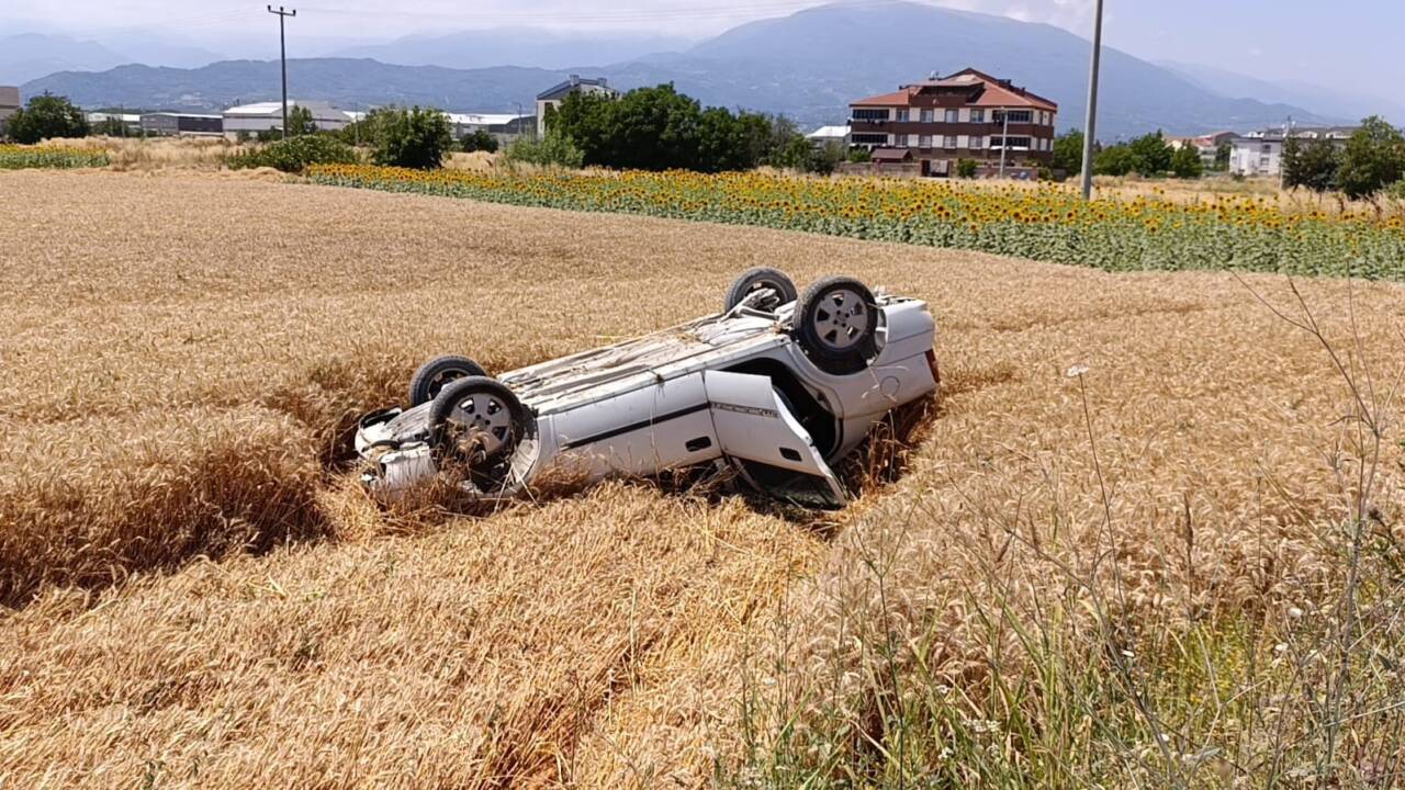 bursada feci kaza tarlaya uctu 9c6c8c1e94a6