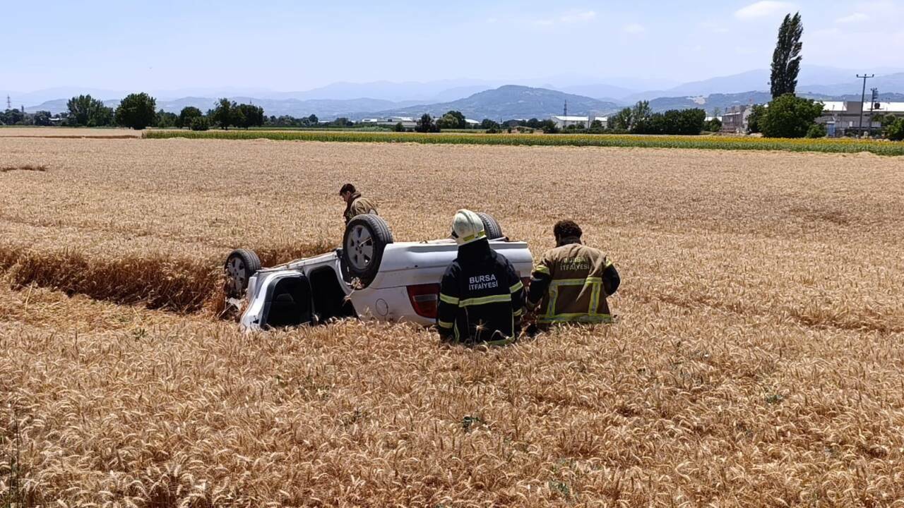 bursada feci kaza tarlaya uctu c6b30177ec78