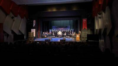 Bursa’nın fethinin 700. yılı etkinlikleri kapsamında düzenlenen "Türk Müziği Sözlü