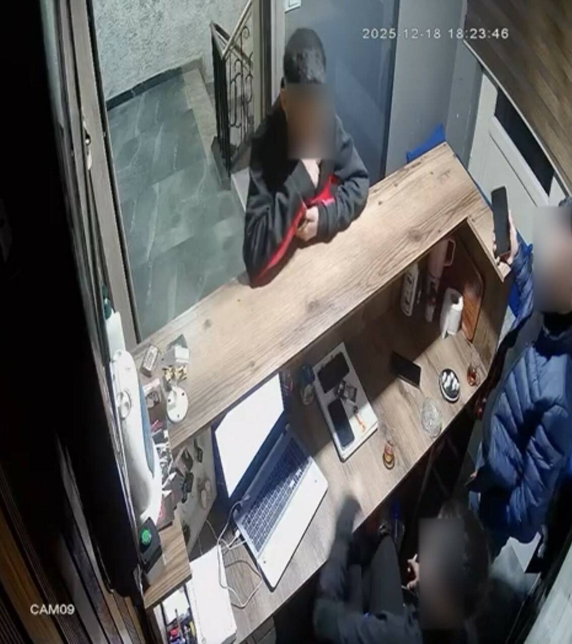 Bursa'da filmleri aratmayacak dolandırıcılık hikayesi 4 bursada filmleri aratmayacak dolandiricilik hikayesi 9a0599bbee75