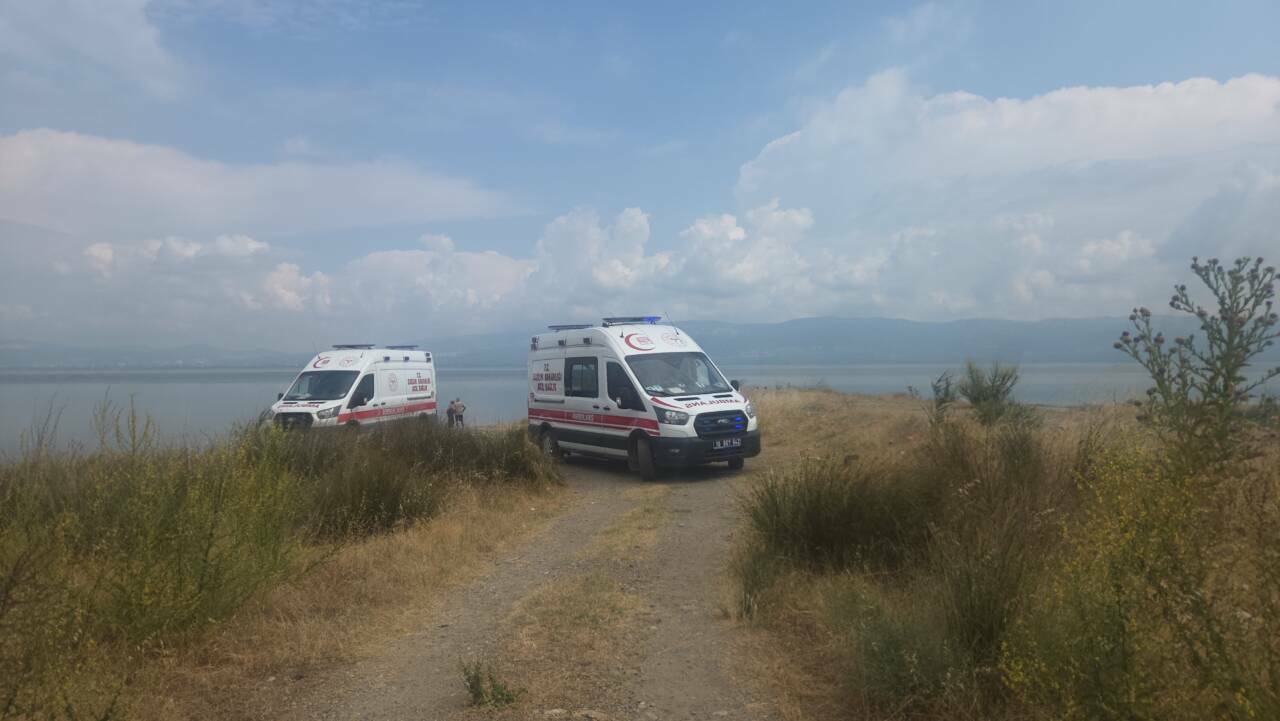 Bursa'da göle giren 2 arkadaş kayboldu! Arama çalışmaları başladı 5 bursada gole giren 2 arkadas kayboldu arama calismalari basladi 74ac5f4d420b