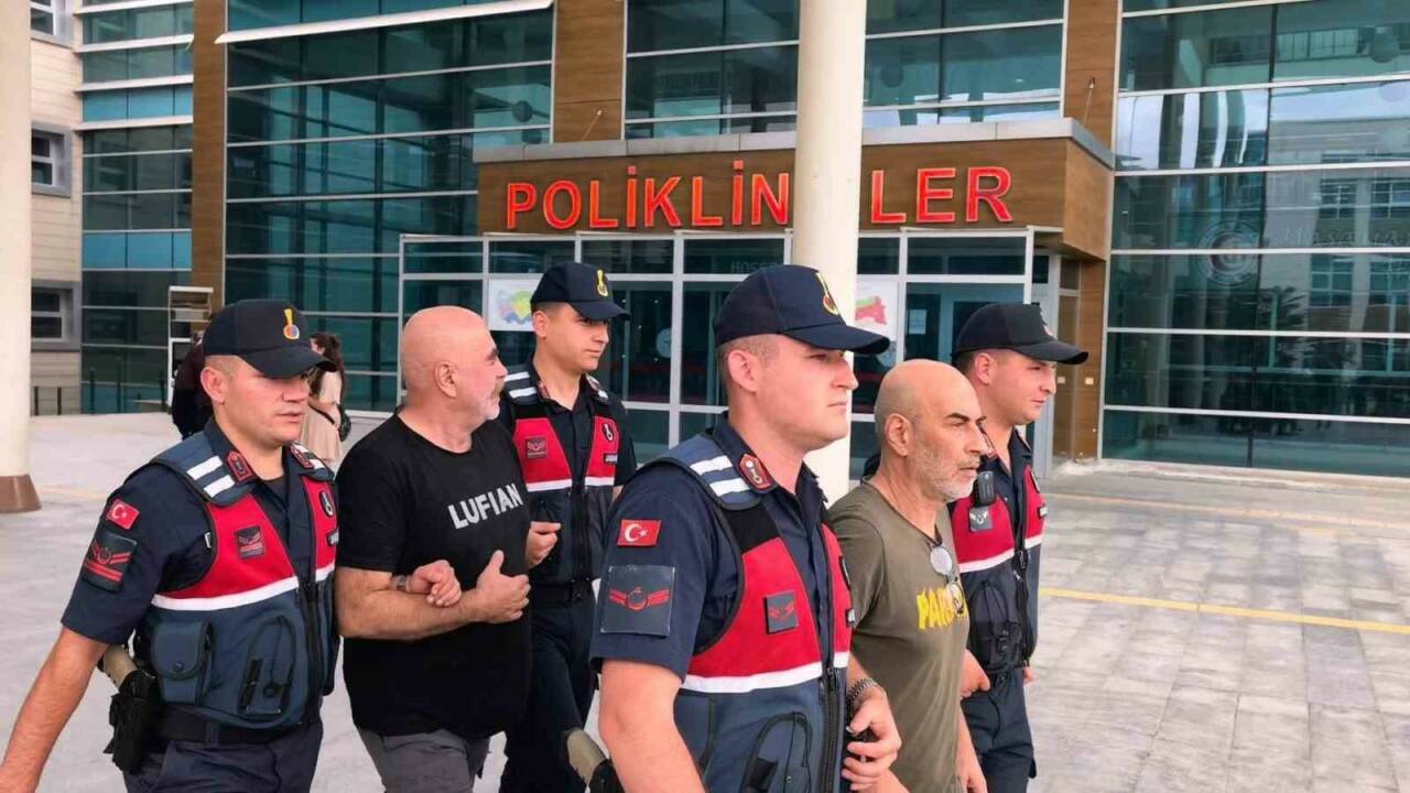 Bursa'da gözaltına alınan Ezel Akay'la ilgili yeni gelişme! 2 bursada gozaltina alinan ezel akayla ilgili yeni gelisme b27408399e3b