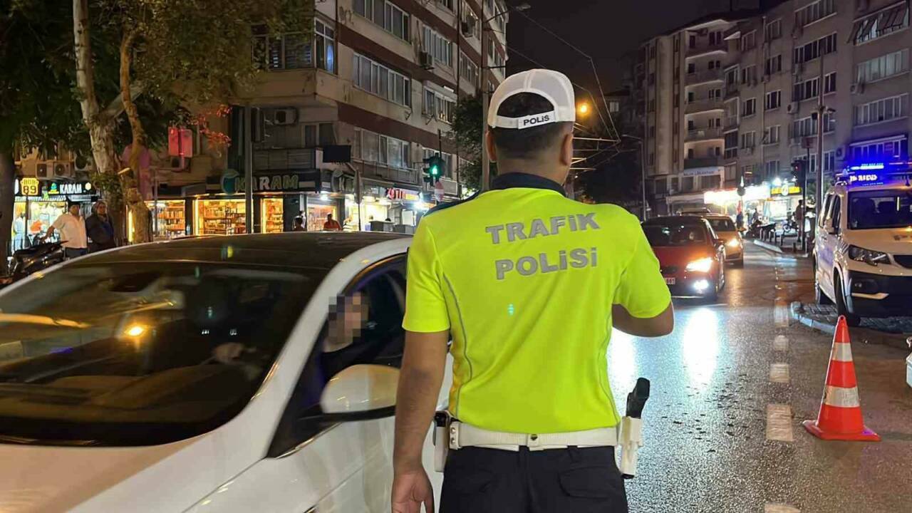 Bursa'da 'huzur' denetimleri 3 bursada huzur denetimleri araliksiz suruyor 9bd4de4ef275