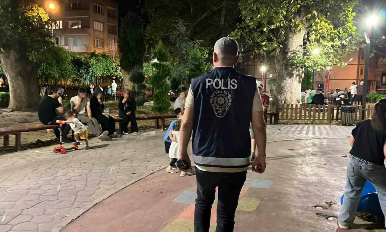 Bursa’da iki ilçe abluka altına alındı! 2 bursada iki ilce abluka altina alindi polis kus ucurtmadi 05b91d5b817f