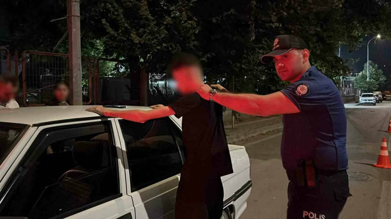 Bursa’da iki ilçe abluka altına alındı! 5 bursada iki ilce abluka altina alindi polis kus ucurtmadi 7f04064b036e