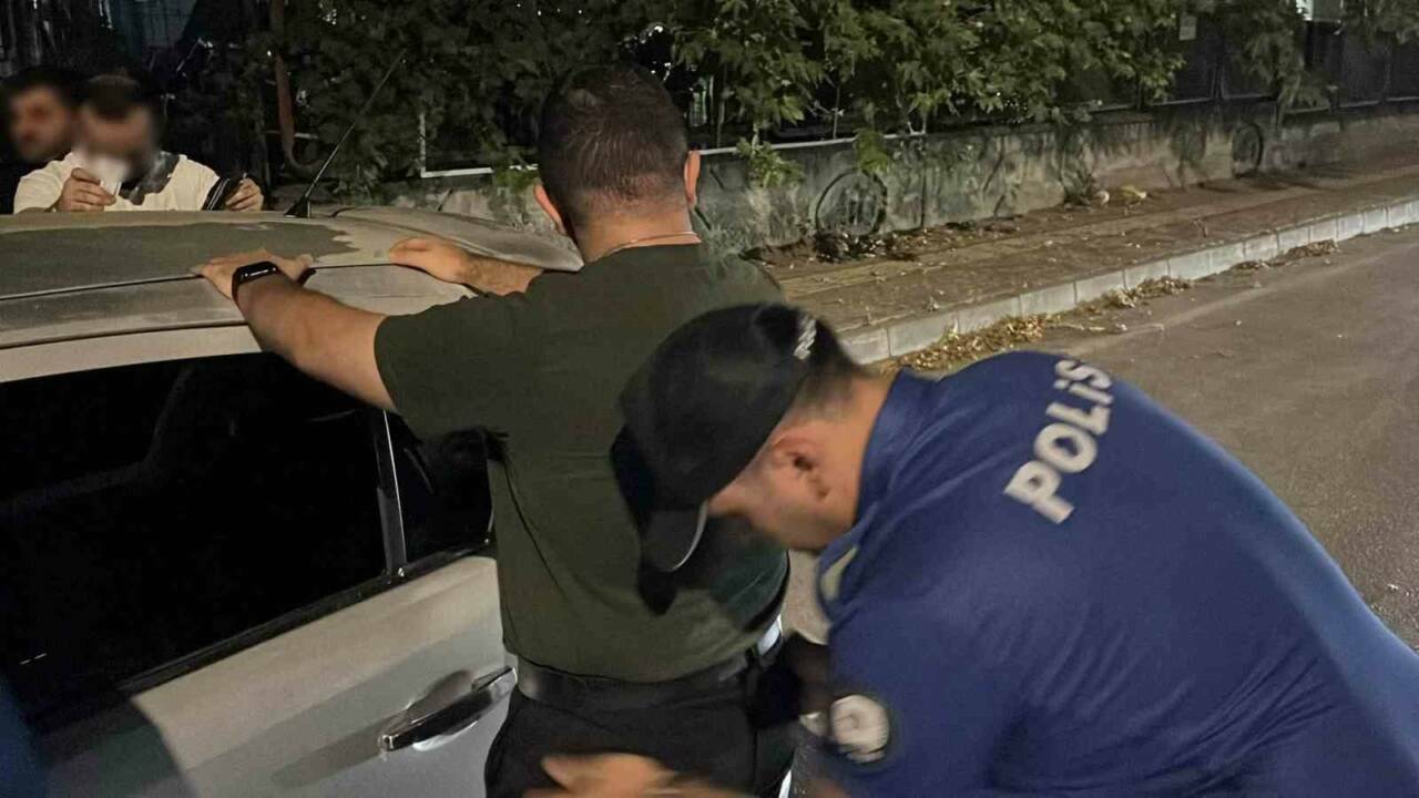 Bursa’da iki ilçe abluka altına alındı! 3 bursada iki ilce abluka altina alindi polis kus ucurtmadi b1f9e8e64413
