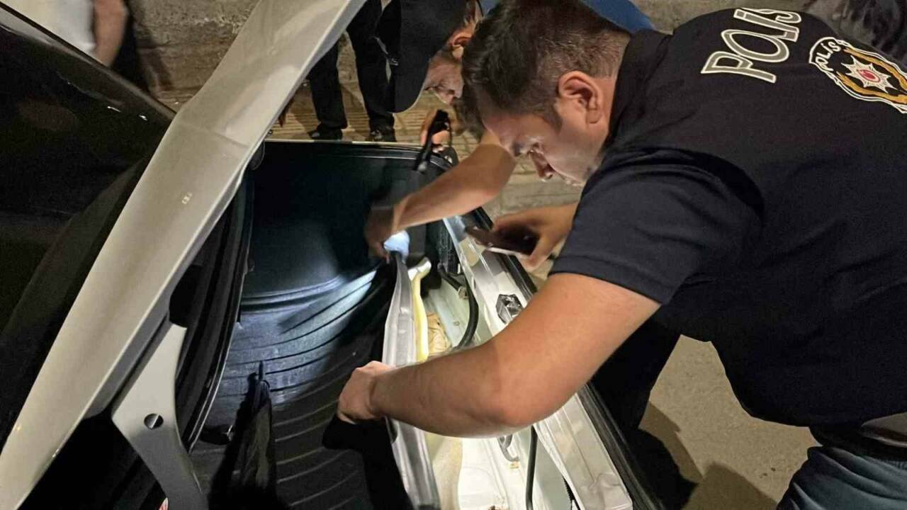 Bursa’da iki ilçe abluka altına alındı! 4 bursada iki ilce abluka altina alindi polis kus ucurtmadi fd7bdd0c64eb