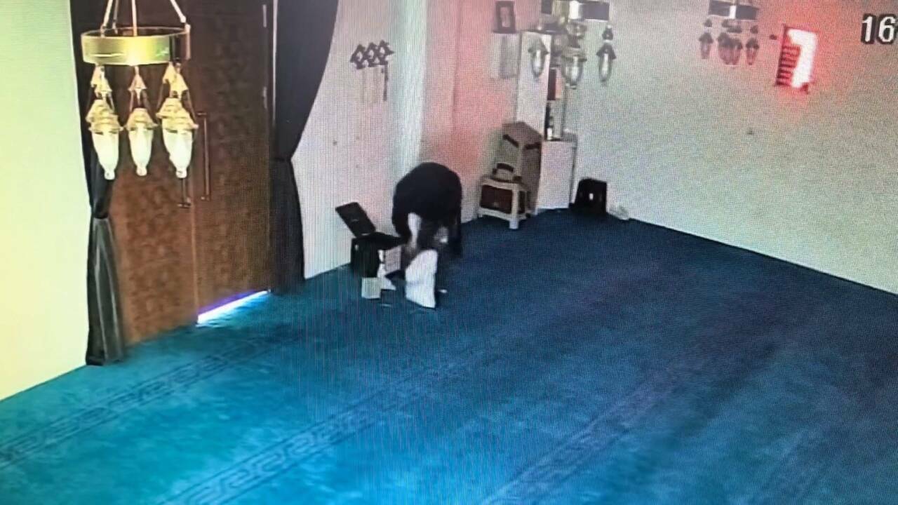 Bursa'da insanlığın öldüğü görüntüler! 1 bursada insanligin oldugu goruntuler aefbf3edb23a