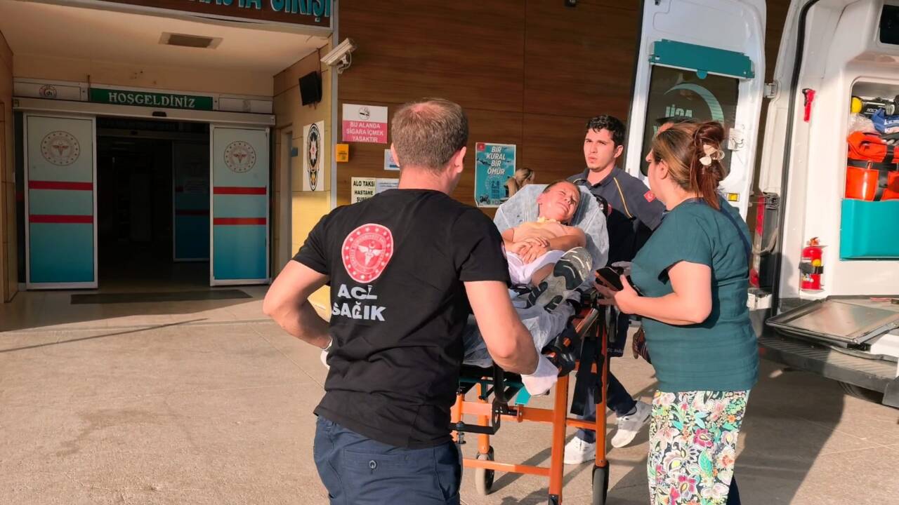 Bursa'da kolonya şişesiyle oyun kötü bitti! 5 bursada kolonya sisesiyle oyun kotu bitti 2237a64fee6f