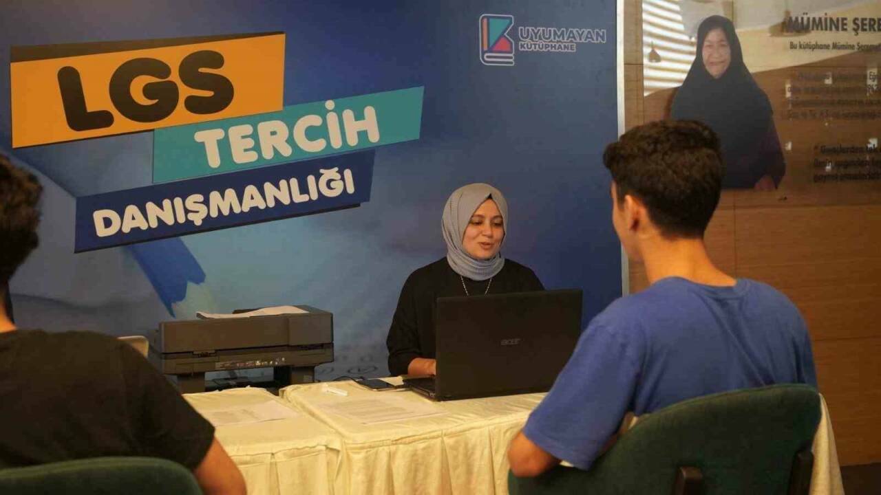 Bursa'da LGS adaylarına ücretsiz tercih desteği 2 bursada lgs adaylarina ucretsiz tercih destegi 05af322d1bf4