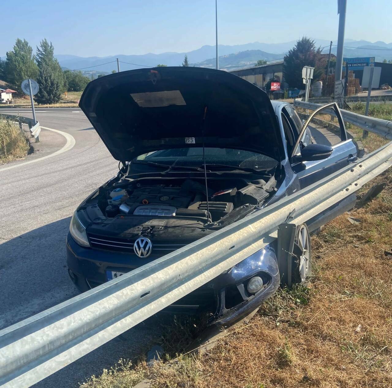 Bursa'da navigasyon kazası 1 bursada navigasyon kazasi 0ed806167c01
