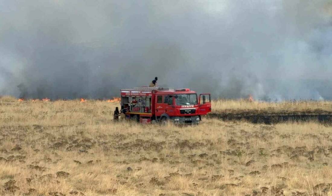Bursa’da korkutan yangın Bursa’da Yenişehir Havalimanı girişinde bulunan otluk alanda çıkan yangın, kısa