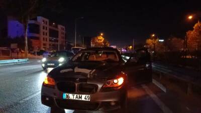 Bursa'nın Nilüfer ilçesinde yolun karşısına geçmek isterken otomobilin çarptığı yaya