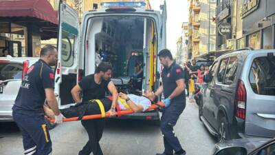 Bursa’nın Orhangazi ilçesinde E.T. (21), sokakta karşılaştığı husumetlisi H.G. (19)