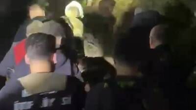 Bursa, patika yolda yürürken dengesini kaybederek yamaç kenarına düşen kişi,