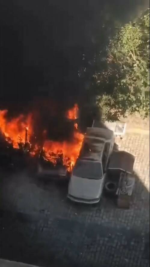 Bursa'da yürekler ağza geldi: Alev alev yandılar... 3 bursada yurekler agza geldi alev alev yandilar bbdb0abf91a1