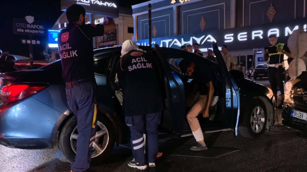 bursada zincirleme kaza yaralilar var ca8c7d0fe36a