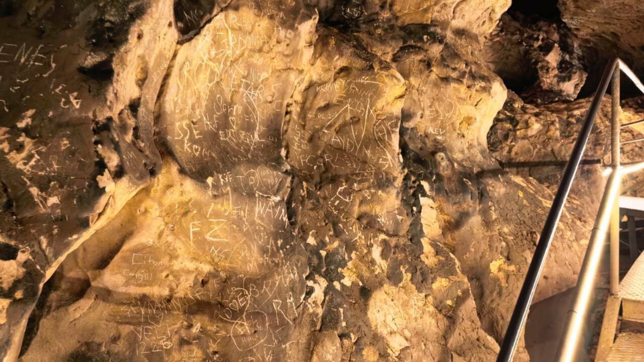 Bursa'daki 3 milyon yıllık mağaraya çirkin saldırı! 2 bursadaki 3 milyon yillik magaraya cirkin saldiri e6d092a376bc