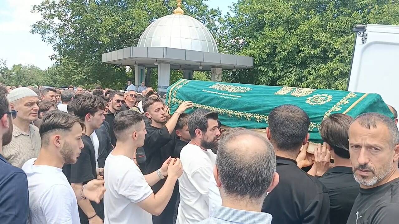 Bursa'daki acı ölümden kahreden detay! 5 bursadaki aci olumden kahreden detay 26f45fc87d75
