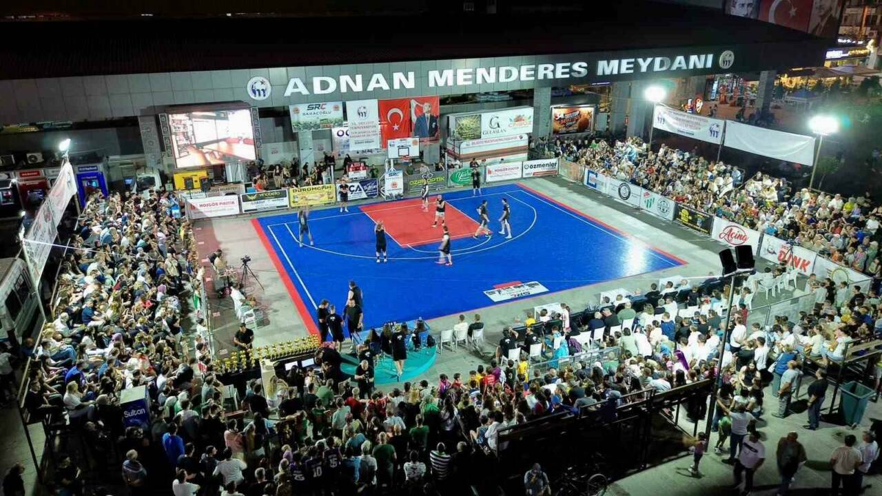 Bursa'daki Basketbol Şenliğine yoğun ilgi 4 bursadaki basketbol senligine yogun ilgi 4b4a6ec4df35
