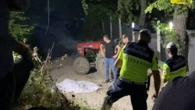 Bursa’nın İnegöl ilçesinde kontrolden çıkan traktörün devrildiği kazada 75 yaşındaki