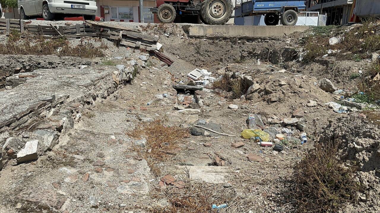 Bursa'daki tarihi Roma dönemi kalıntısı için çağrı 5 bursadaki tarihi roma donemi kalintisi icin cagri 9be4257c4fee