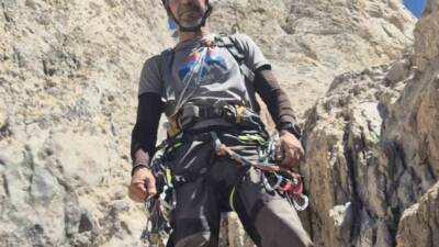 Hakkari’deki Cilo Dağı zirvesine tırmanan Bursalı dağcıdan 2 gündür haber