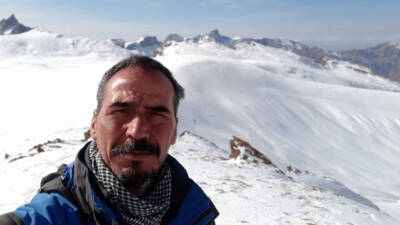 Hakkari'de, 4 bin 135 rakımlı Cilo Sat Dağı'na tırmandıktan sonra