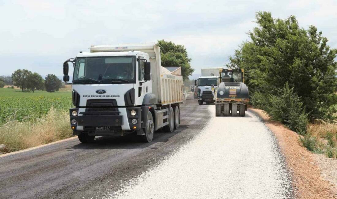 Bursa’nın bu yolları yenilendi Bursa Büyükşehir Belediyesi, kırsal bölgelerde ulaşımı rahatlatacak yatırımlarına her geçen