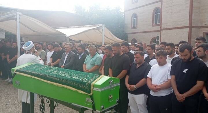 Bursa'nın İznik Gölü’nde hayatını kaybeden gence son görev 2 bursanin iznik golunde hayatini kaybeden gence son gorev 4c0875351f60