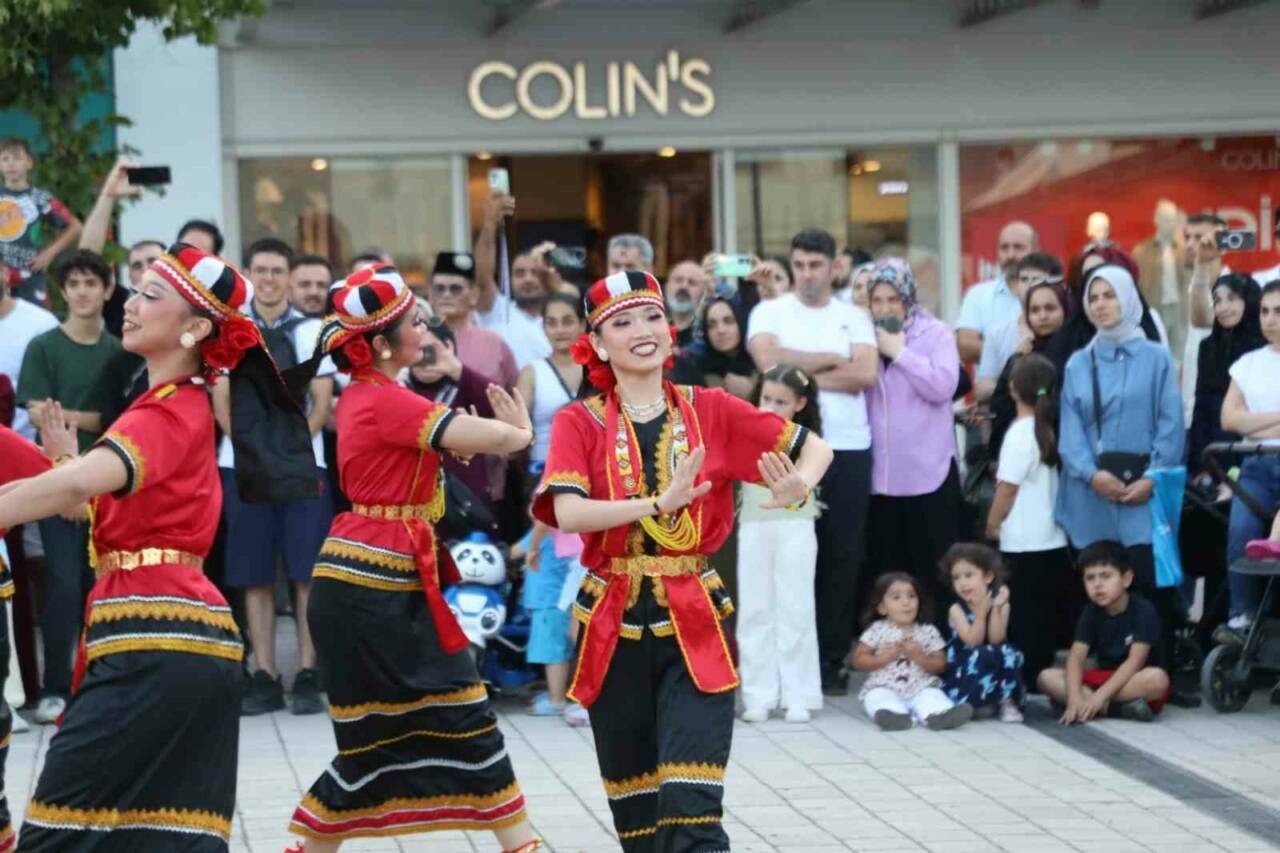Bursa'nın o ilçesinde 7 gün 7 gece şölen havası 5 bursanin o ilcesinde 7 gun 7 gece solen havasi 3d67f15fdb89