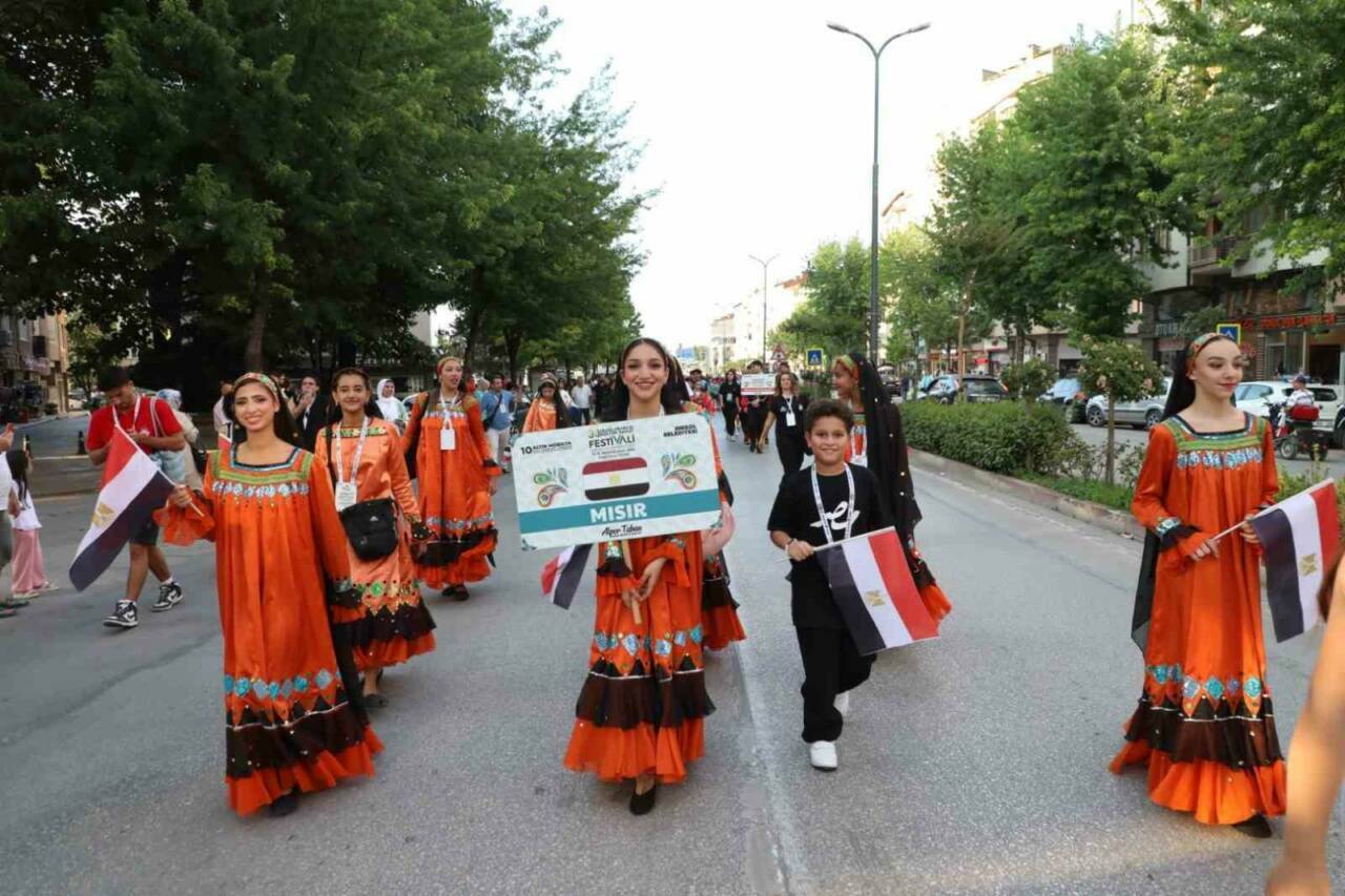 Bursa'nın o ilçesinde 7 gün 7 gece şölen havası 1 bursanin o ilcesinde 7 gun 7 gece solen havasi b66f4e23846d