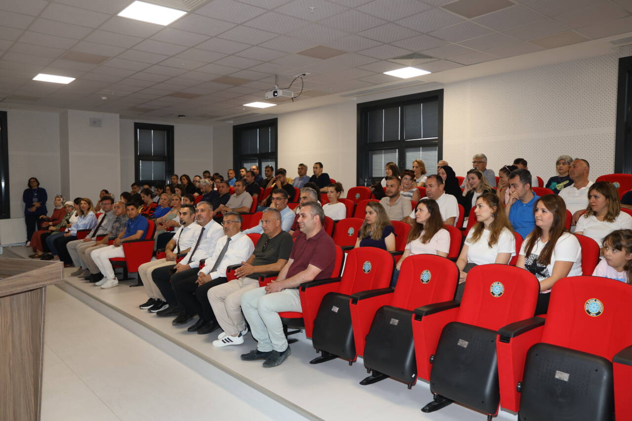 Bursa Uludağ Üniversitesi'nde 15 Temmuz konferansı 4 buu0382