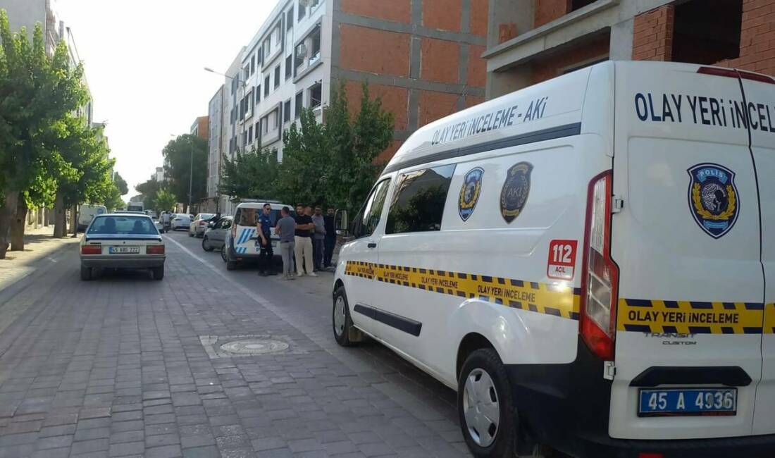 Manisa'nın Saruhanlı ilçesinde çalıştığı inşaatın 1'inci katından düşerek yaralanan O.T.