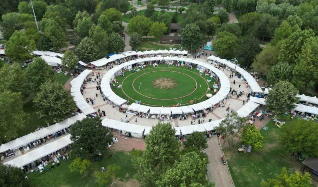 Bursa’da kadınların dört gözle beklediği dev şenlik başlıyor! İnegöl Belediyesi ile İnegöl Terziler Odası iş birliğinde bu yıl