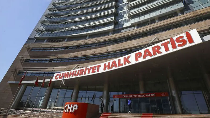 CHP’de 7 il başkanı daha görevden alındı CHP'de 7 il başkanı daha görevden alındı. Giresun ve Trabzon