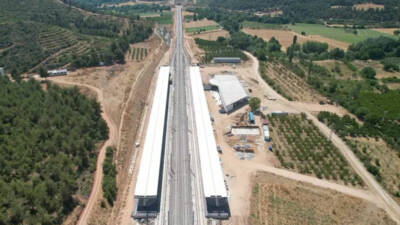 Ulaştırma ve Altyapı Bakanı Abdulkadir Uraloğlu, Bandırma-Bursa-Yenişehir-Osmaneli Hızlı Tren Projesi’nde