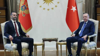 Cumhurbaşkanı Recep Tayyip Erdoğan, NATO Liderler Zirvesi sonrasında da temaslarını