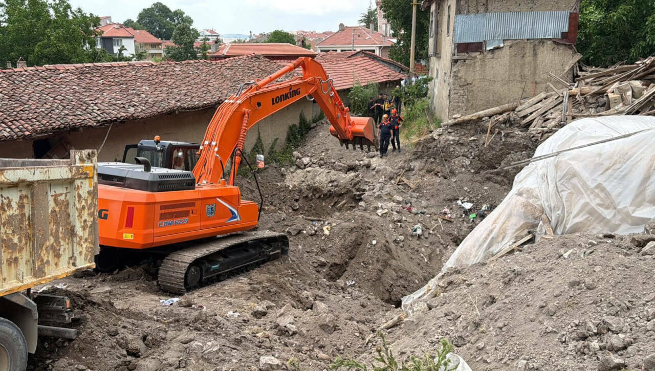 Define ararken tünel çöktü; 1 ölü 2 define ararken tunel coktu 1 olu 222122e45e7e