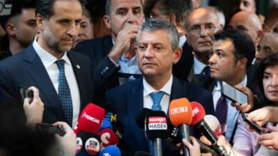 CHP'den istifa eden 91 milletvekilinin kurduğu Yeni Parti'de Parti Meclisi