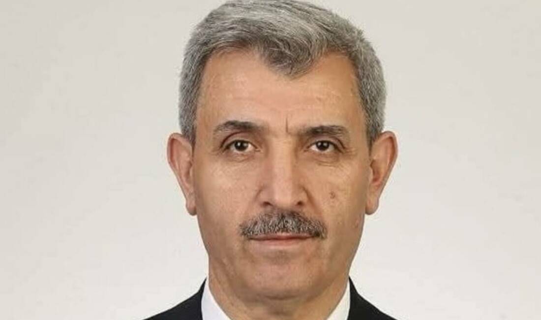Bursa’da ilçe belediye başkan yardımcısı kalp krizi geçirdi Orhangazi Belediye Başkan Yardımcısı İbrahim Altuntaş, belediyedeki makamında rahatsızlanmasının ardından