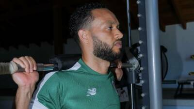 Bursaspor’un bedelsiz olarak kadrosuna kattığı İngiliz orta saha oyuncusu Lewis