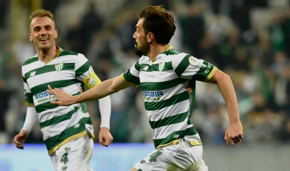 Bursaspor’la yollarını ayıran futbolcudan veda mesajı Bursaspor’dan Sakaryaspor’a transfer olan Hakkı Türker, yeşil beyazlı camiaya veda