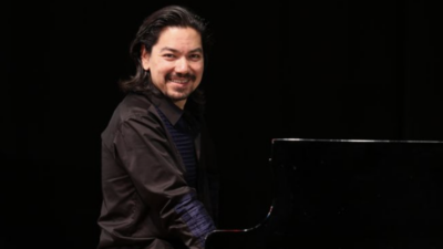 Almanya'nın Tübingen kentinde sahne alan Tübingen Öğrenci Filarmoni Orkestrası'nın konserinde