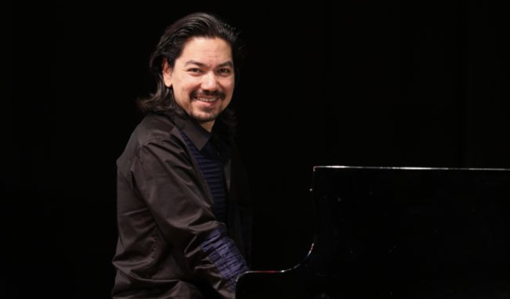 Bursalı piyanistten Almanya’da resital Almanya'nın Tübingen kentinde sahne alan Tübingen Öğrenci Filarmoni Orkestrası'nın konserinde