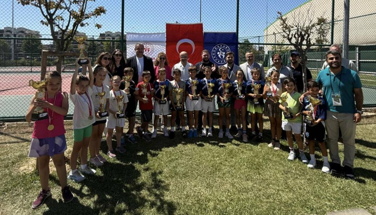 Osmangazi'nin raketleri madalyaları topladı 3 ekran resmi 2026 07 16 140325