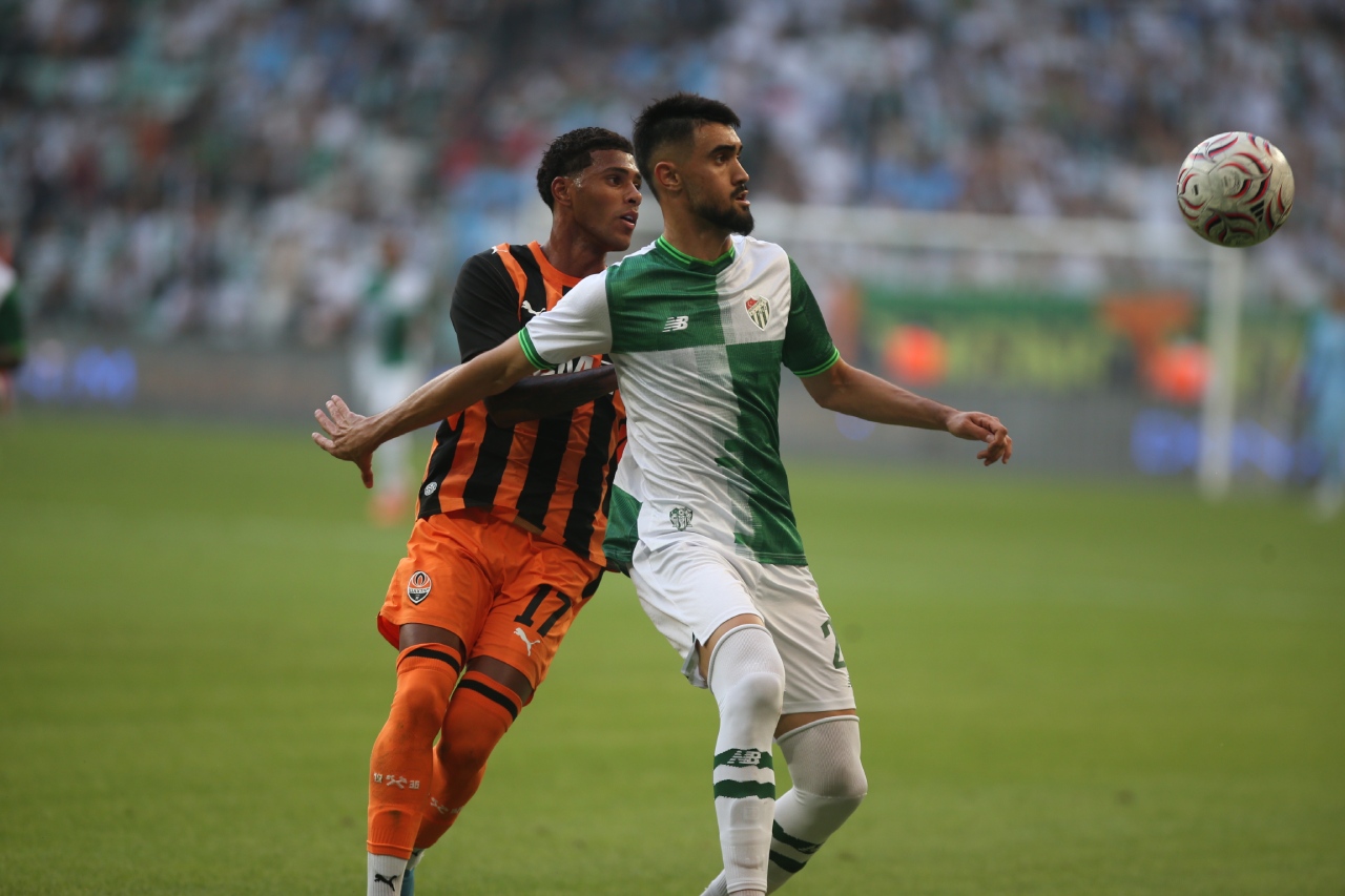 Bursaspor-Shakhtar Donetsk maçından dikkat çeken notlar! 6 emre1081