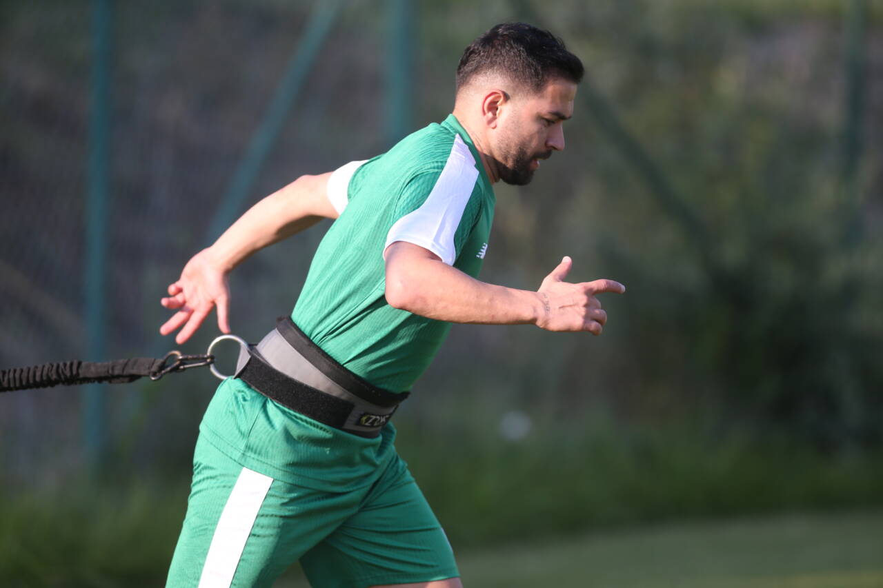 Bursaspor kampında sevindiren gelişme! 5 emre4420