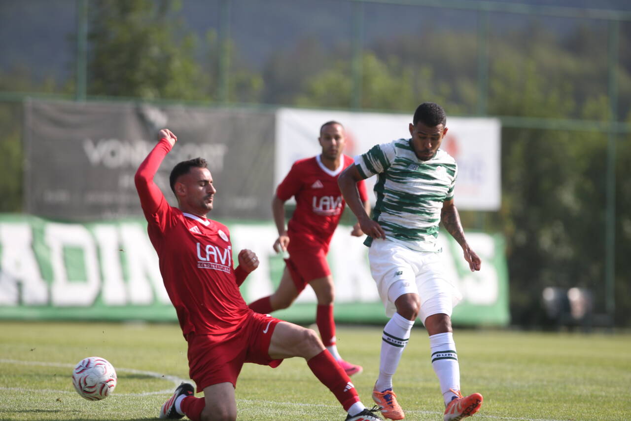 Bursaspor Bolu kampındaki ilk hazırlık maçında Batman Petrolspor'la berabere kaldı...